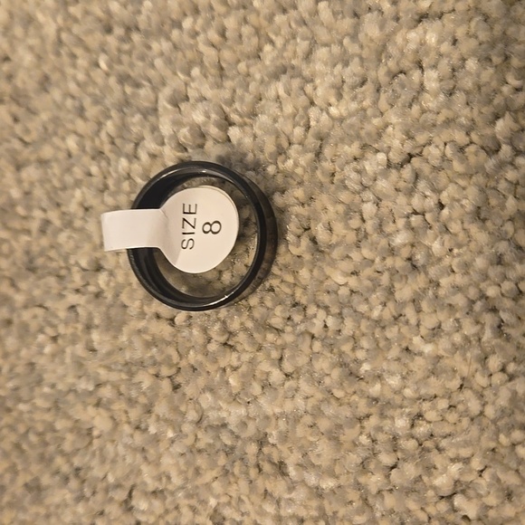 Black and Orange Ring Size 8 - Picture 2 of 3